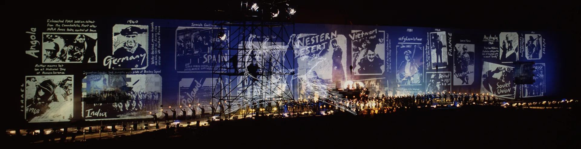Roger Waters 7 Roger Waters – The Wall – Berlin 1990 (7 of 8 images)