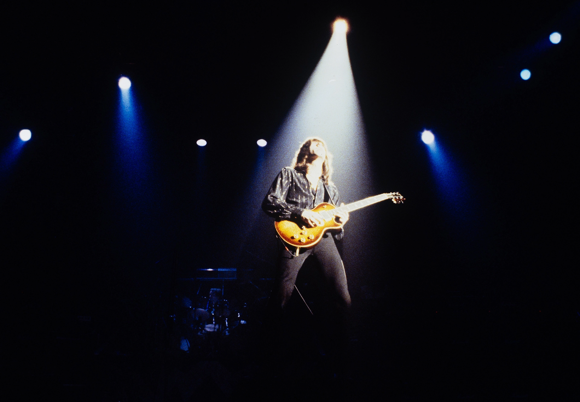 Thin Lizzy – Hammersmith Odeon 1983 – 13